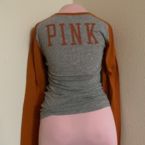 Vs PINK LONGHORN LONG SLEEVE TOP - Picture 2 of 7
